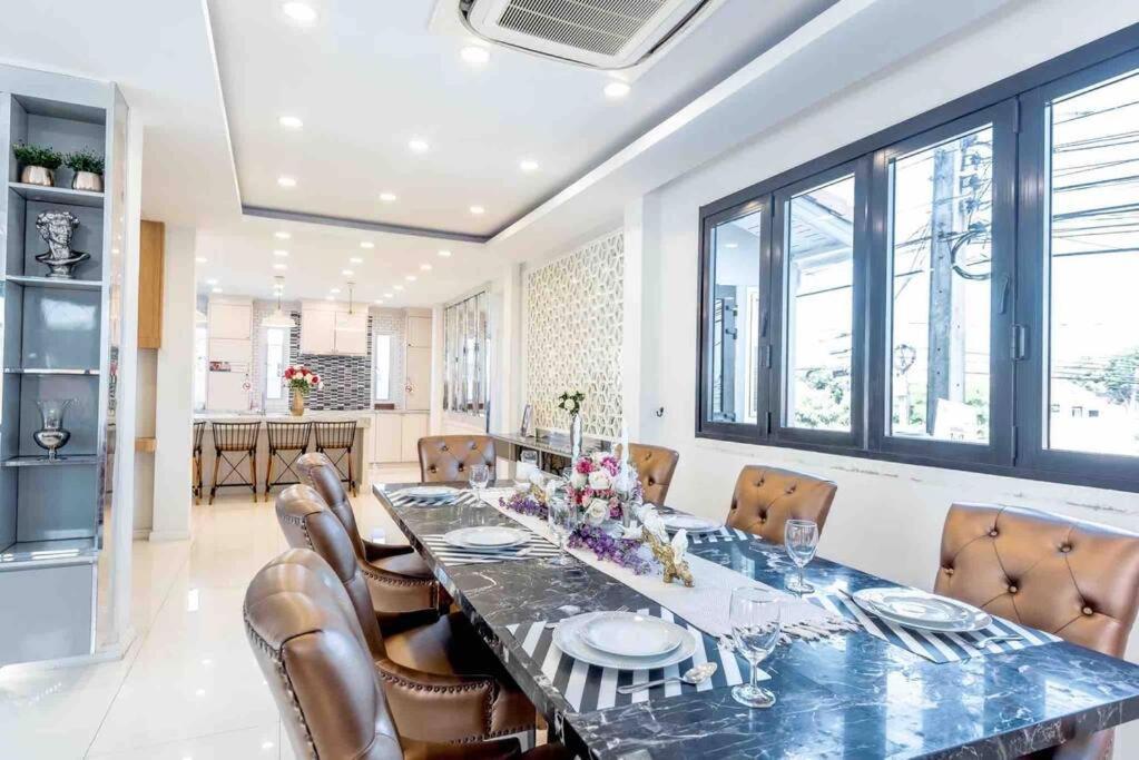 3Bd Pool Villa Pattaya With Sauna - Exquisite Pool Villa B Nong Prue Екстер'єр фото